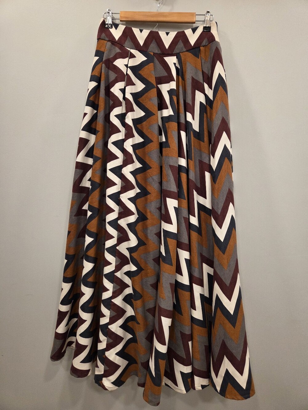 Anthropologie Mynah Designs By Reynu Taandon Chevron Maxi Skirt Medium